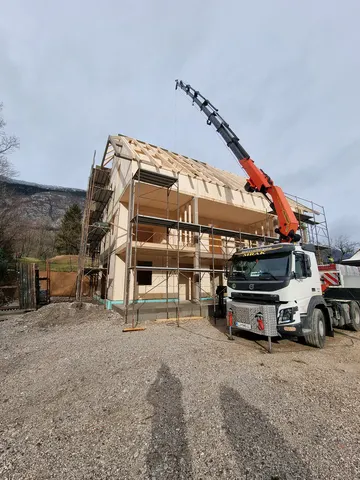 Lesena hišica