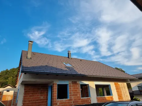 Streha v gradnji